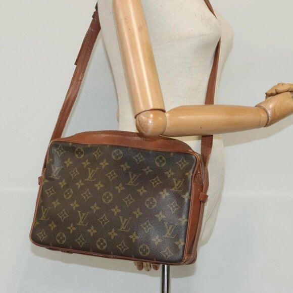 LOUIS VUITTON Monogram Sac Bandouliere Shoulder Bag - Picture 1 of 15